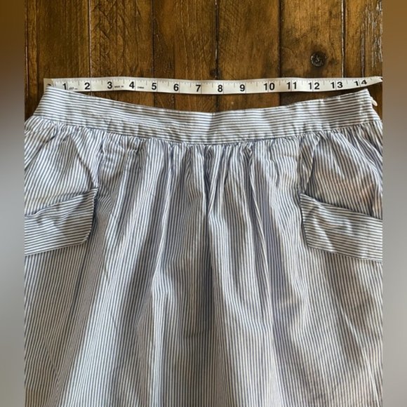Gap skirt. - Picture 3 of 8